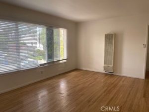 14225 Riverside Sherman Oaks, CA 91423